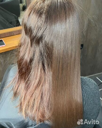 Кератиновое выпрямление волос