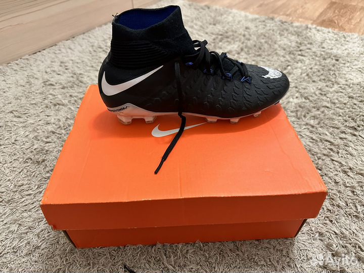 Бутсы nike hypervenom