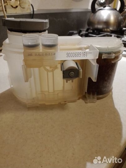 Бак для соли посудомоечных машин Bosch -9000689161