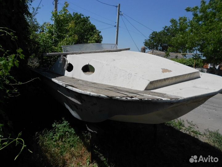 Продаю Катер