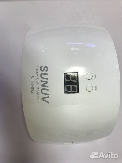 Лампа для сушки ногтей и пылесос для маникюра