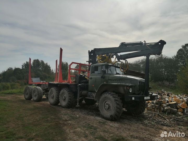 Урал 4320 с КМУ, 1990