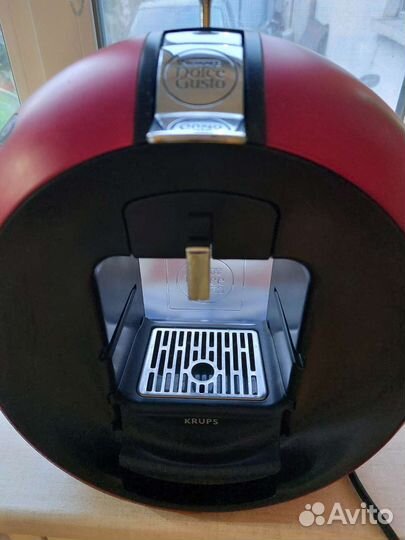 Капсульная кофемашина dolce gusto