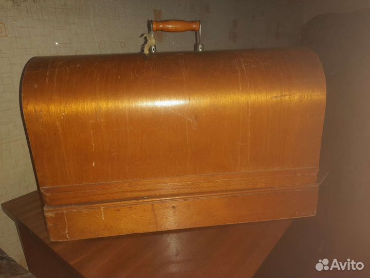 Швейная машинка пмз им. Калинина