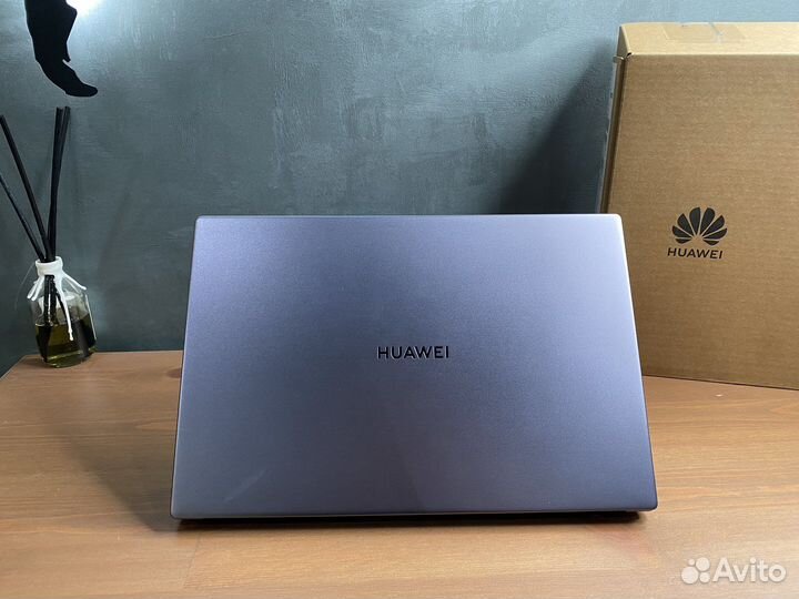 Ультрабук Huawei MateBook D14
