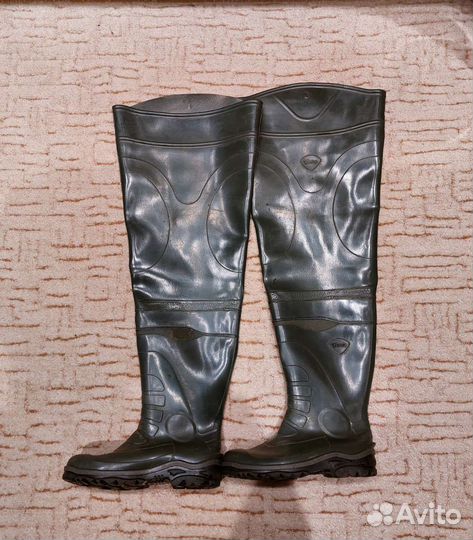 Болотные сапоги