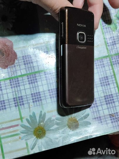 Телефон Nokia 6300