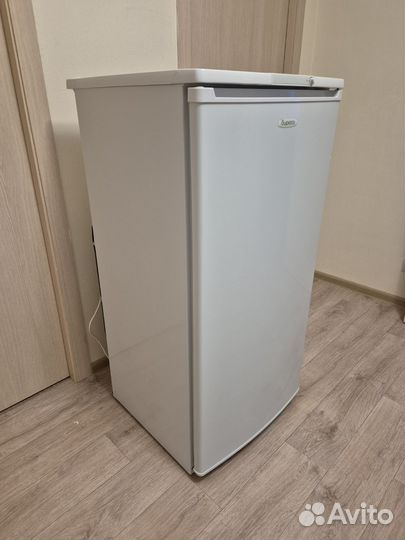 Холодильник Бирюса