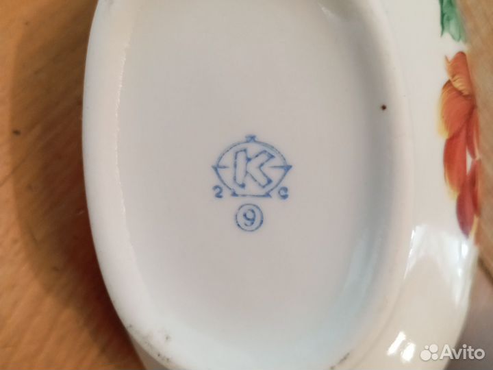 Чайные чашки Дулево, тарелки Зик, креманки