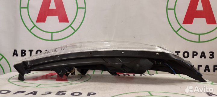 Фара передняя правая Nissan Juke F15E HR16DE 2012