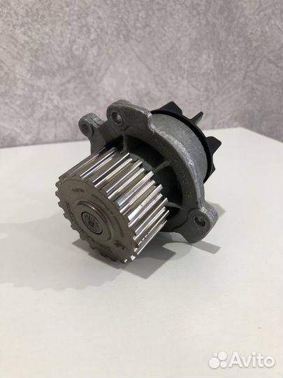 Водяной насос для автомобиля