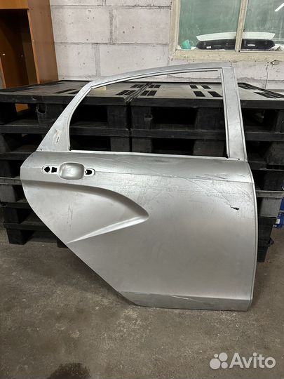 Панель задней правой двери LADA Vesta седан