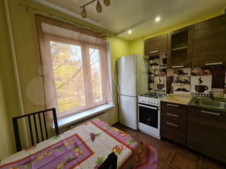 2-к. квартира, 46 м², 4/12 эт.