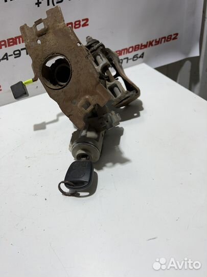 Замок зажигания toyota corolla E120