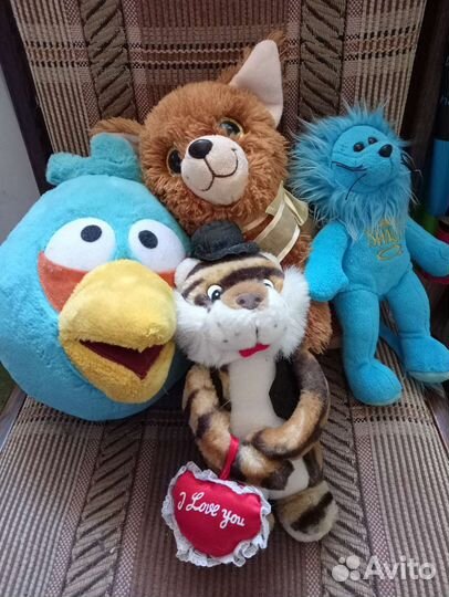 Мягкие игрушки. Лев, тигр, щенок, ангри бёрдс, пёс