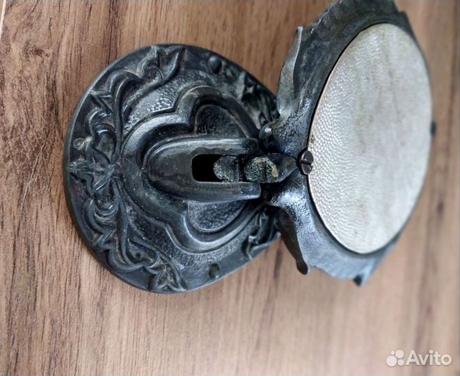 Зеркало на подставке в оправе (чугун-бронза) на зч