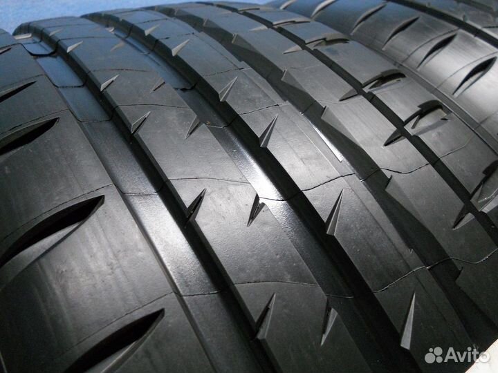 Michelin Pilot Sport 4 S 295/35 R20 105Y