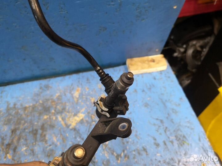 Топливная рампа LADA Largus (2012 - н.в.)