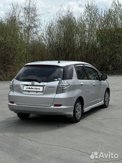 Honda Fit Shuttle 1.3 CVT, 2012, 161 000 км