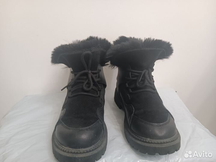 Сапожки- ботинки женские б/у
