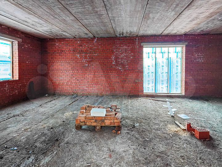 Дом 330 м² на участке 10 сот.