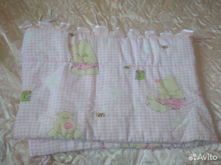 Мягкие бортики для детской краватки