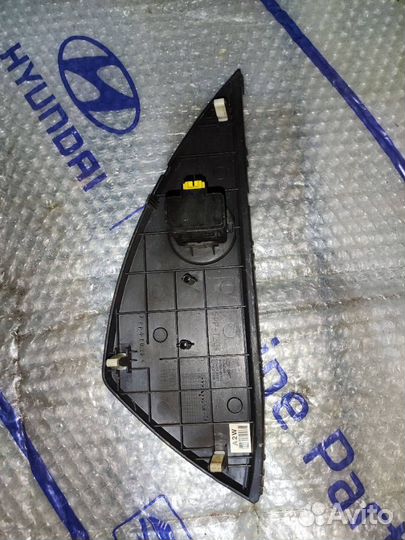 Накладка декоративная 847662к100 Kia Soul 2010 AM