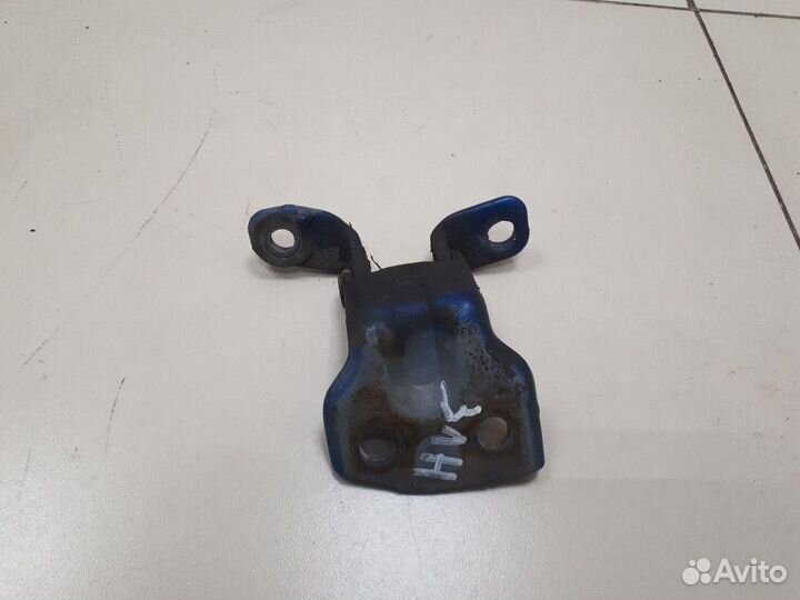 Петля двери задней левой нижняя Mazda 323