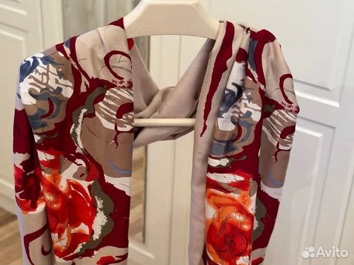 Шарфы платки палантины