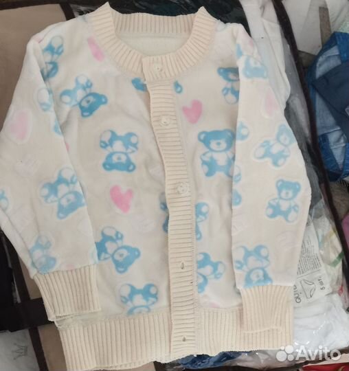 Кофта тепленькая на девочку