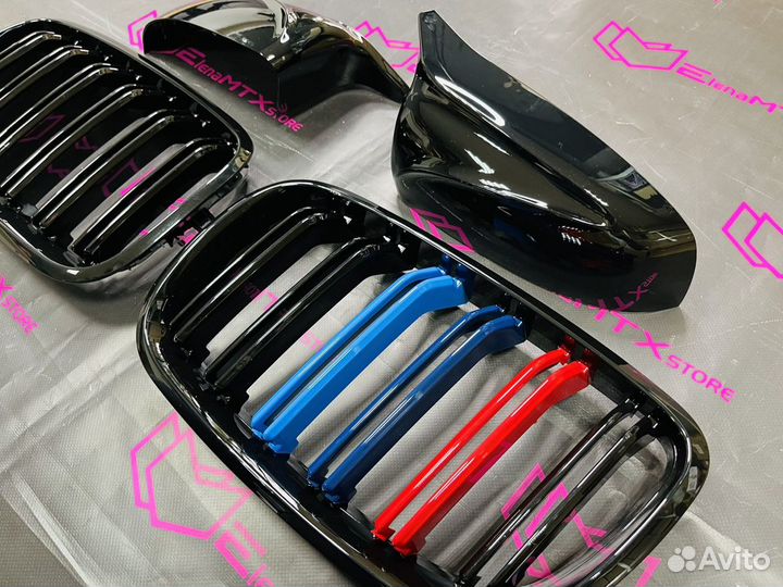 Накладки зеркал ноздри триколор BMW X6 E71