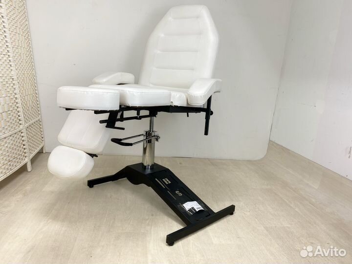 Педикюрное кресло на гидравлике