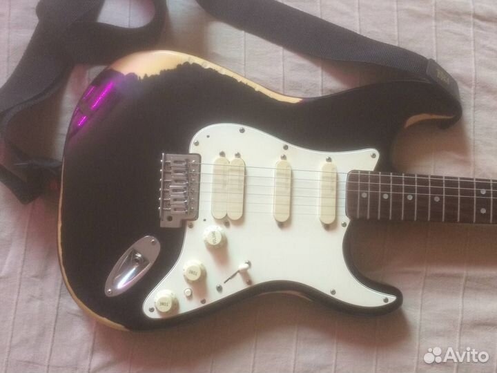 Гитара Squier Strat