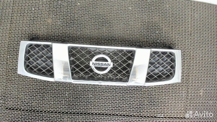 Решетка радиатора Nissan Armada, 2006
