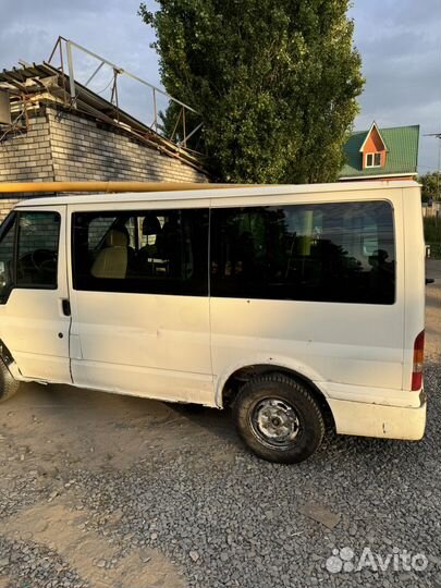 Ford Transit 2.0 МТ, 2004, 300 000 км
