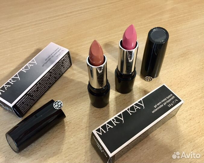 Помада Mary Kay