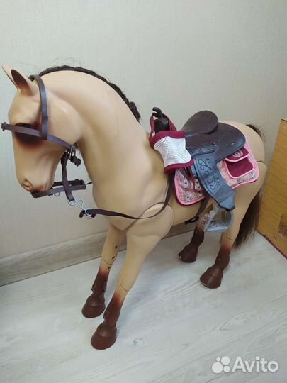 Игрушка лошадь большая