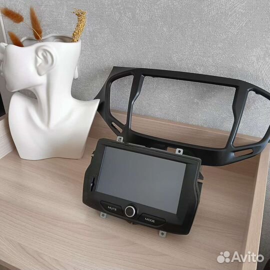 Штатная магнитола LADA vesta 2din