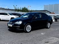 Volkswagen Jetta 1.6 AMT, 2010, 128 500 км, с пробегом, цена 695 000 руб.