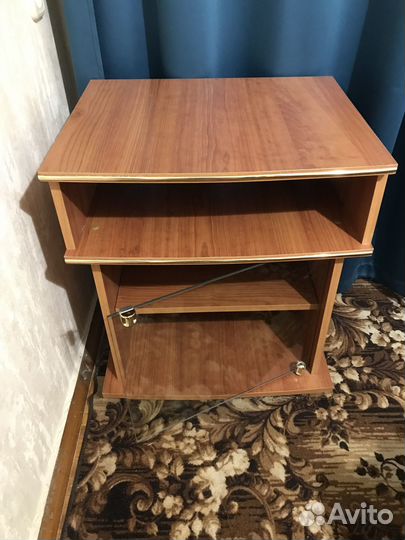 Тумбочка под тв