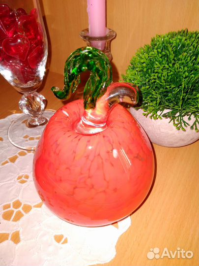 Яблоко. Интерьерное-стекло. Новое