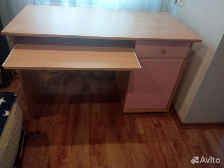 Письменный стол б/у