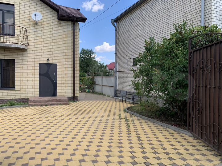 Коттедж 140,4 м² на участке 3,5 сот.