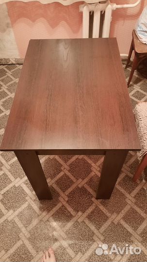 Кухонные столы, раковина со смесителем