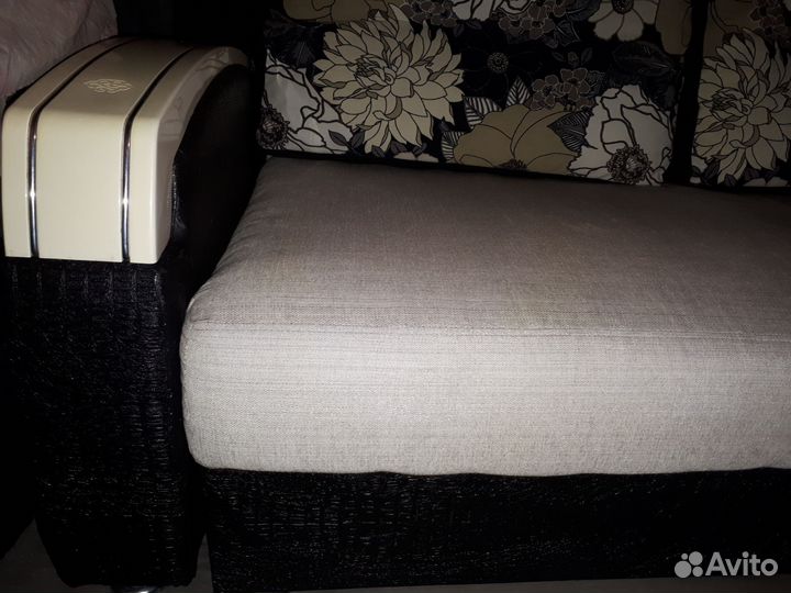 Угловой диван