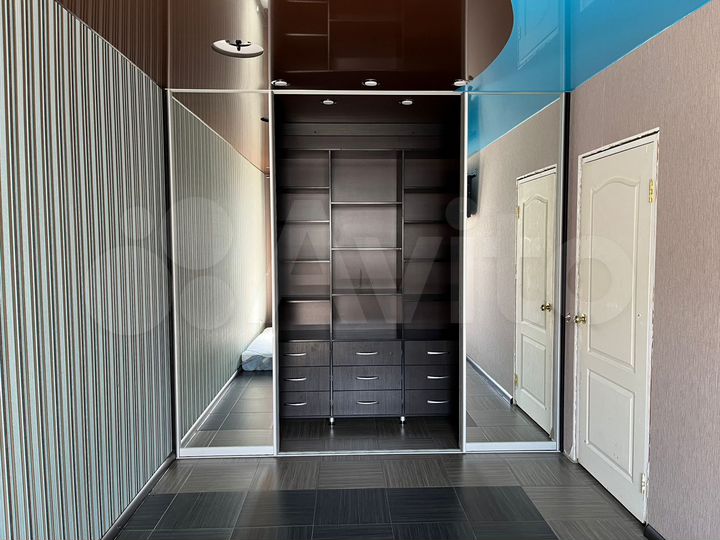 2-к. квартира, 60,3 м², 4/10 эт.