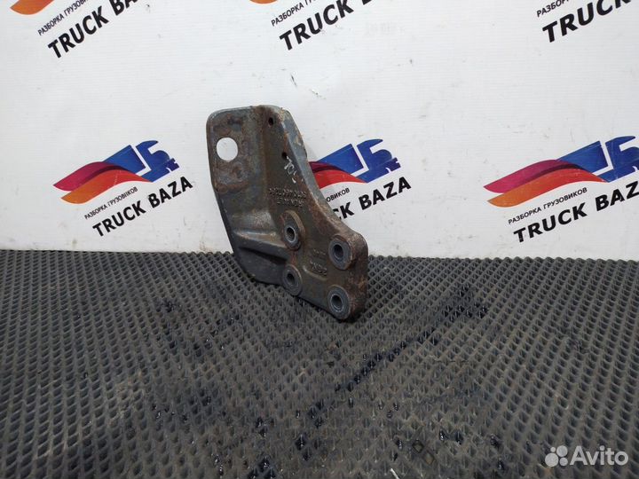 5010460728 Кронштейн двигателя Renault Magnum