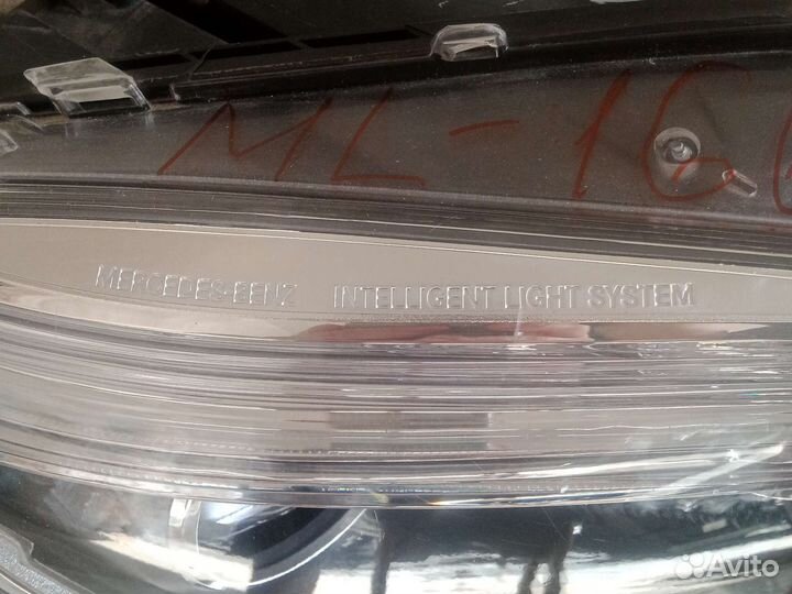 Фара правая на Мерседес ML-166