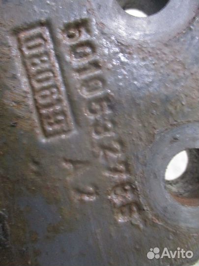 Кронштейн передней рессоры задний правый renault 5