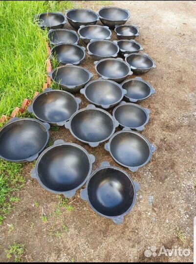 Казаны чугунные круглое и плоское дно